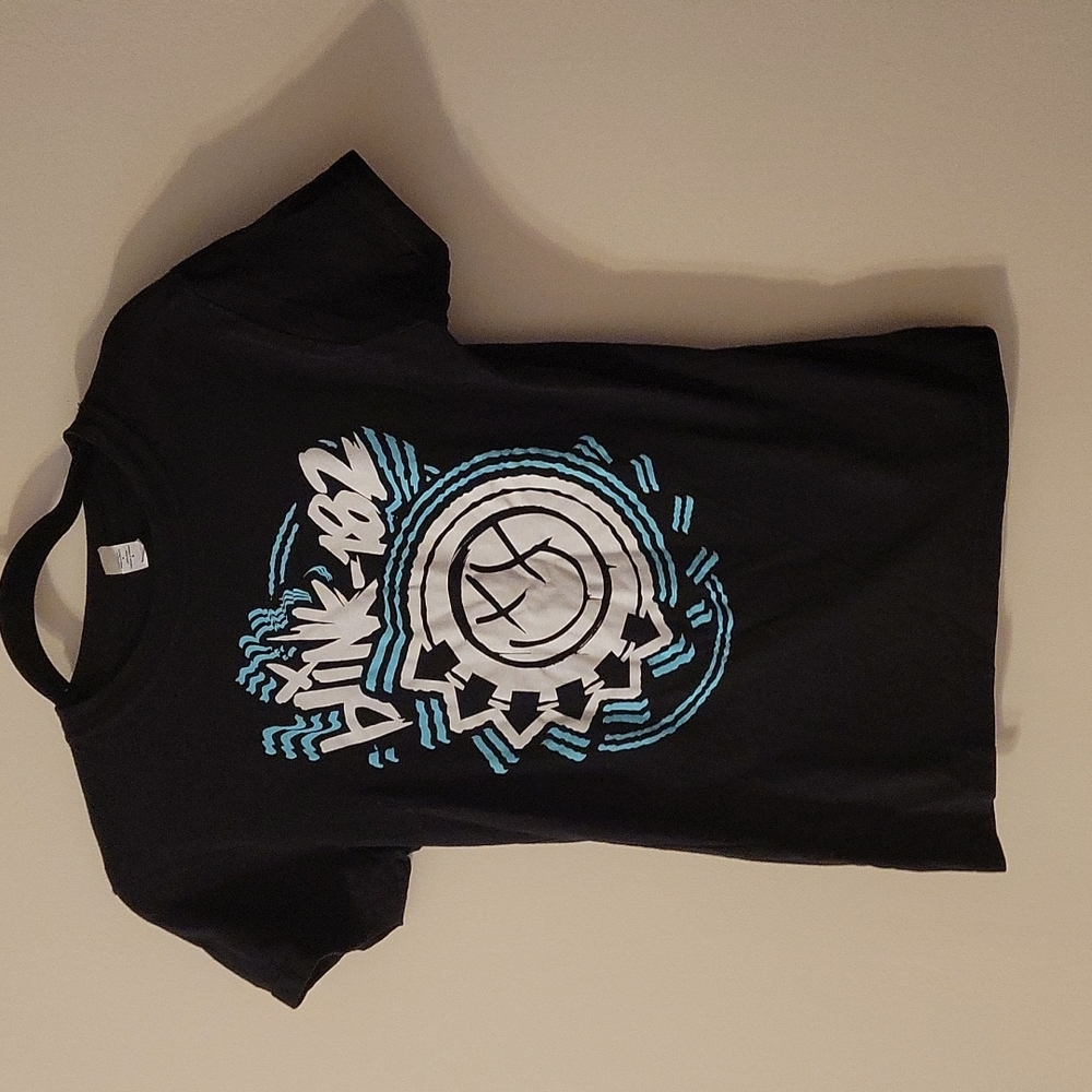 Blink 182 Band Tshirt
